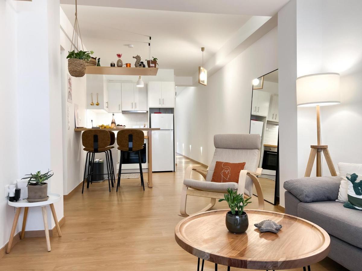 Comfy 2 Bdr Apt In Petralona - Next To Metro Athens Exterior photo