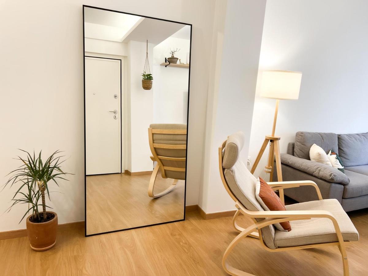Comfy 2 Bdr Apt In Petralona - Next To Metro Athens Exterior photo